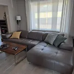 アパート Anbindung In Den Nationalpark Eifel Fuer 6 Personen Und Max 2 Hunde Inklusive Terrasse シュライデン