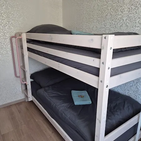 Appartement Anbindung In Den Nationalpark Eifel Fuer 6 Personen Und Max 2 Hunde Inklusive Terrasse *