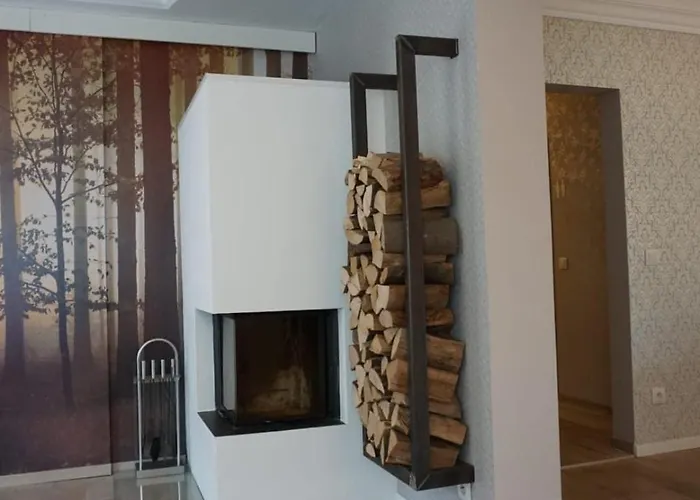 Anbindung In Den Nationalpark Eifel Fuer 6 Personen Und Max 2 Hunde Inklusive Terrasse Daire Schleiden