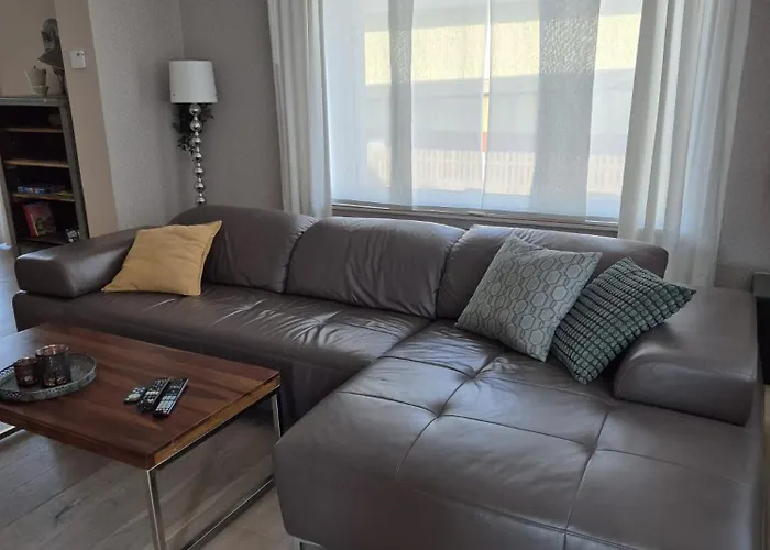 Daire Anbindung In Den Nationalpark Eifel Fuer 6 Personen Und Max 2 Hunde Inklusive Terrasse Schleiden